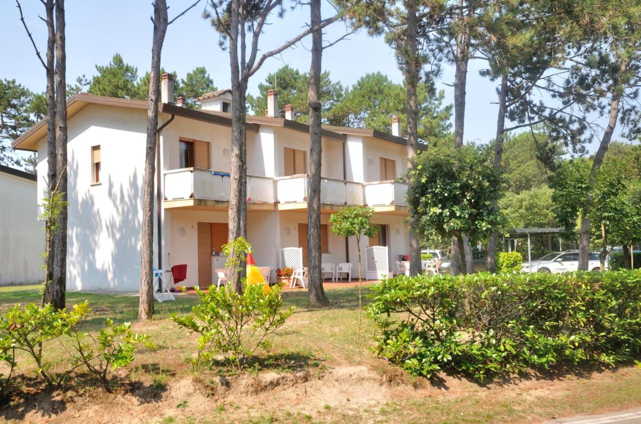 Villaggio Delfino Bibione Exterior foto