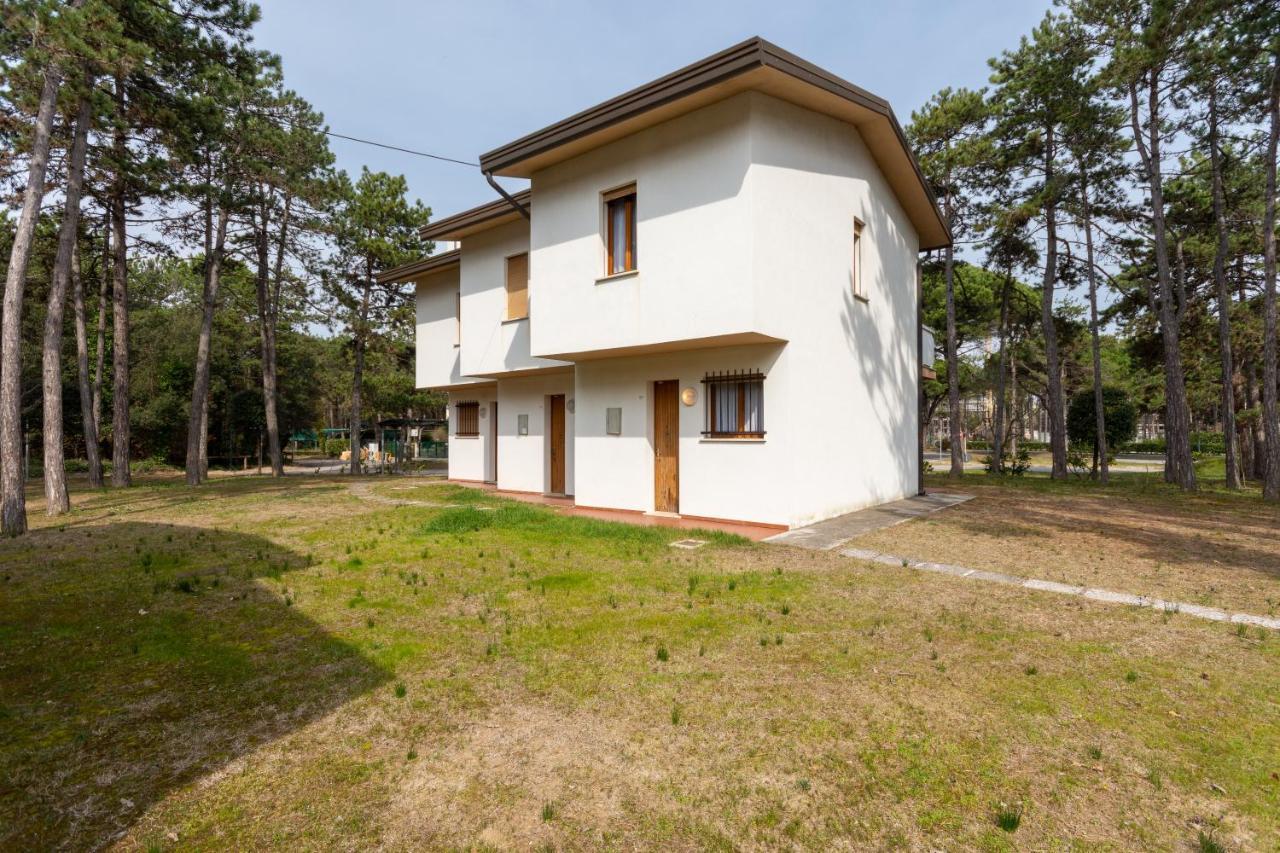 Villaggio Delfino Bibione Exterior foto